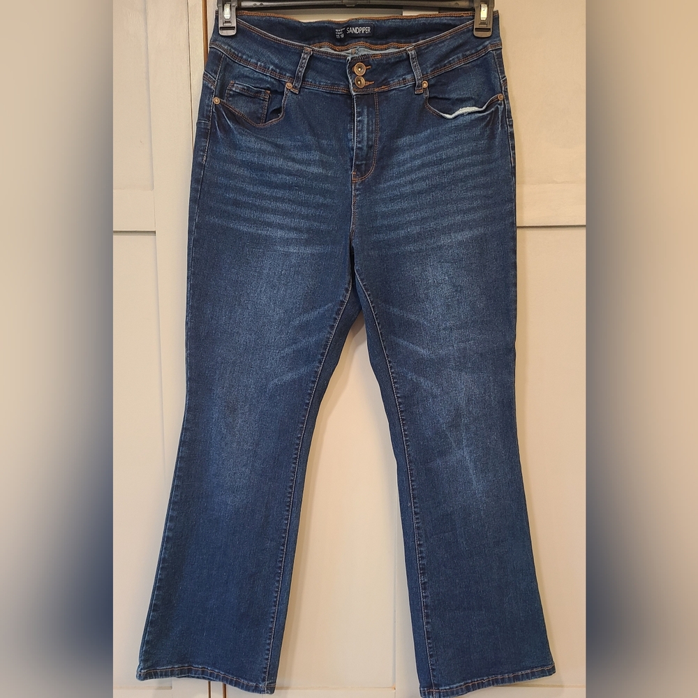Flare Blue Jeans with Subtle Fading and Stretch